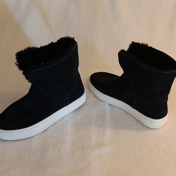 UGG Lynus Sheepskin Suede Fleece Ankle Sneaker Boots 1123692 Women's 5.5 Read - Picture 4 of 9